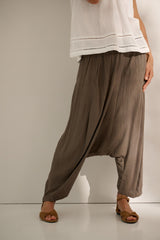 Asanas Pants Dark Taupe Sunshine Top White 1401 LOW