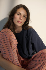 Aura Dark Navy Sea Flower 1125 LOW