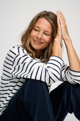 Dear Navy Ecru New Celeste 252 LOW