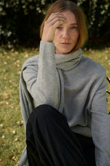 Molly Big Scarf Light Grey Matter Moonless 385 LOW