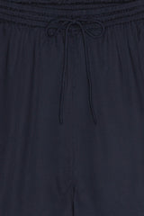 Lianashortssilky Darknavy CROP