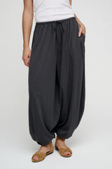 Breathe-Dark-Grey-1512-LOW