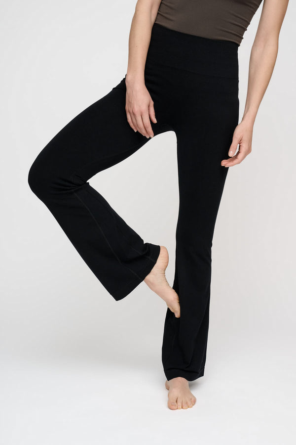 Flare Black 851 LOW