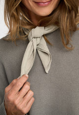 Dearly Knit Sea Gray Essential Scarf Willow Gray 0340 LOW