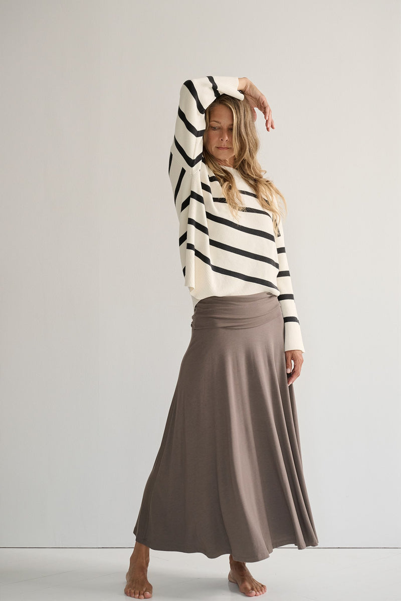 Gracious Skirt Dark Taupe Dearly Knit Stripe 982 LOW