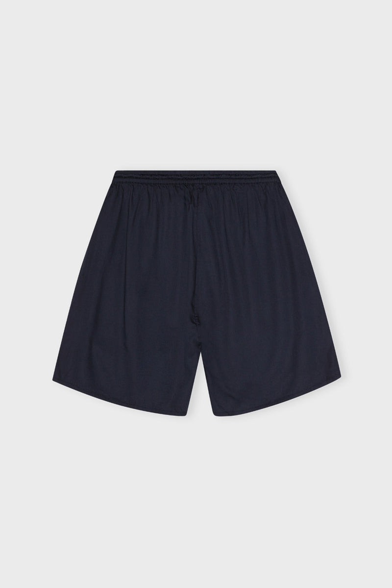 Lianashortssilky Darknavy B