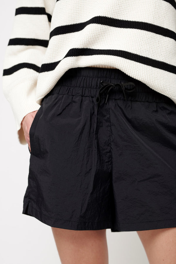 Mountain Shorts Kindred Knit 949 LOW