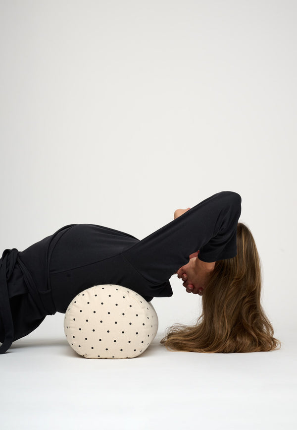 Wise Wrap Top Smooth Moonless Dotted Yoga Bolster 1418 LOW